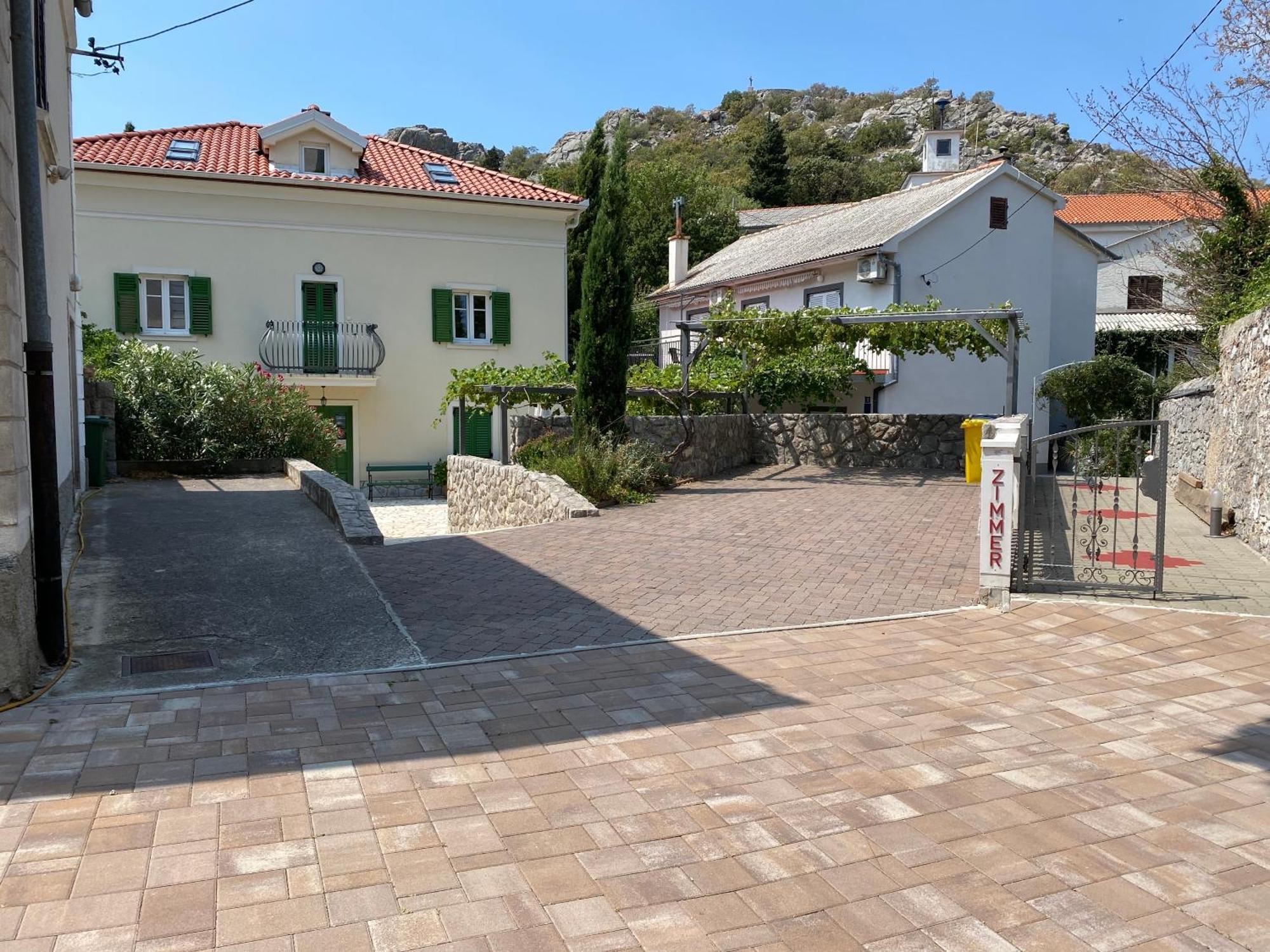 Apartment Barbina Kastelina Sveti Juraj Eksteriør billede