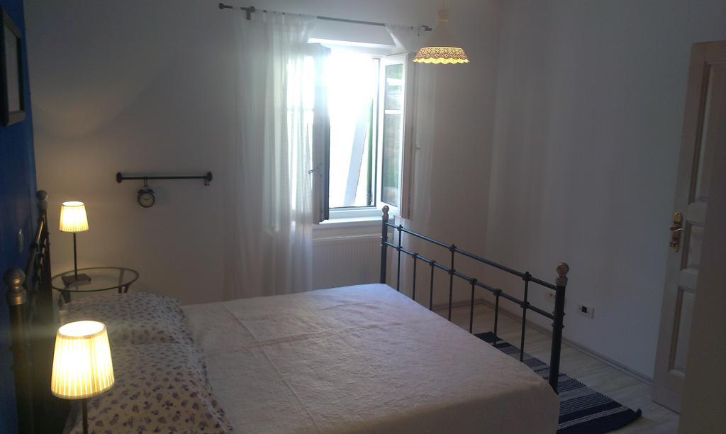Apartment Barbina Kastelina Sveti Juraj Værelse billede